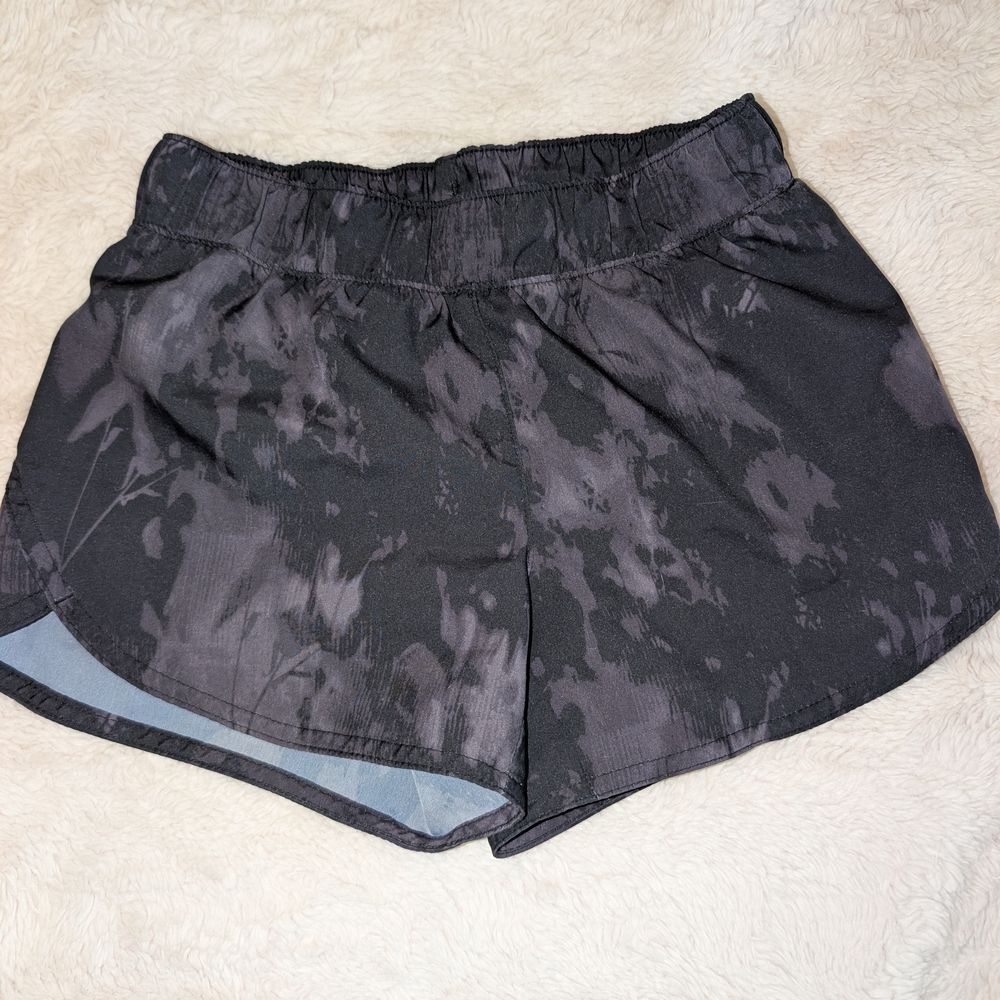 Old Navy Charcoal Patterned Athletic‎ Shorts - Picture 2 of 3